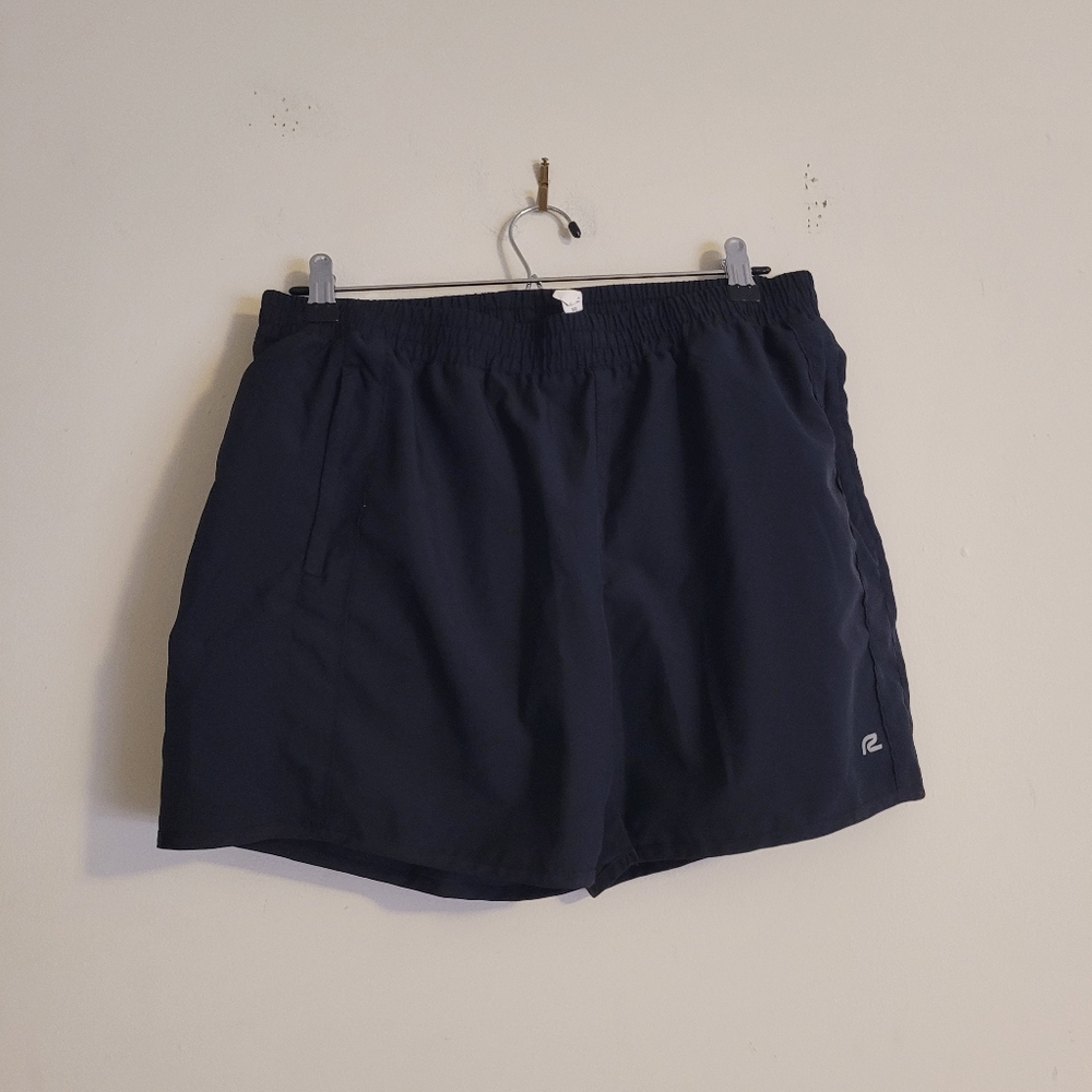 Road Runner Women's Black Shorts Drawstring Pockets 5" inseam